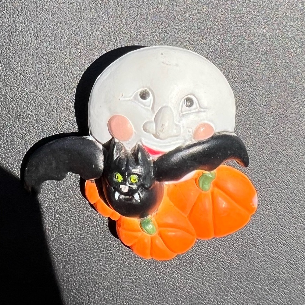 Easter Unlimited PIN Halloween Vintage MAN MOON brooch Bat PUMPKIN - Picture 13 of 14